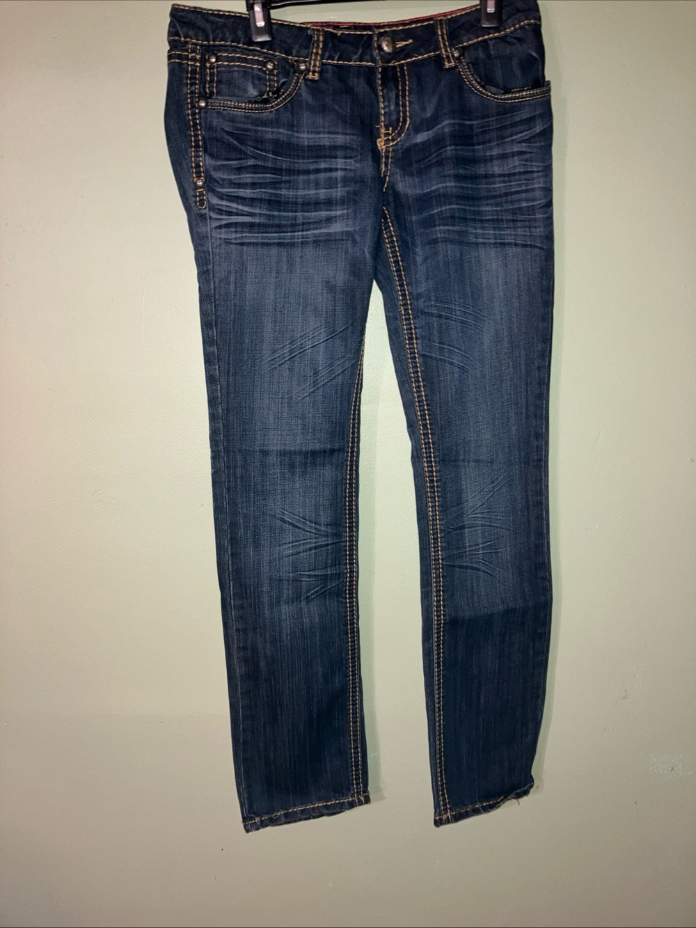 Antique Rivet Men's Dark Wash Jeans 31
